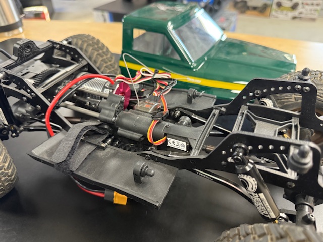 Axial 1/10 SCX10 PRO 4WD Kit-CUSTOM BUILD