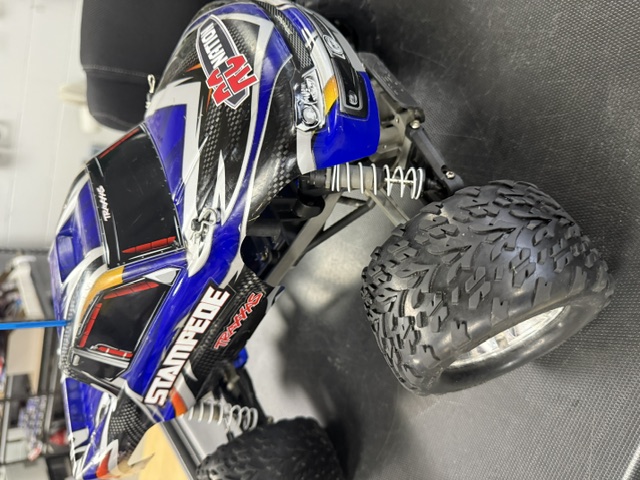 USED - Traxxas Stampede 2WD